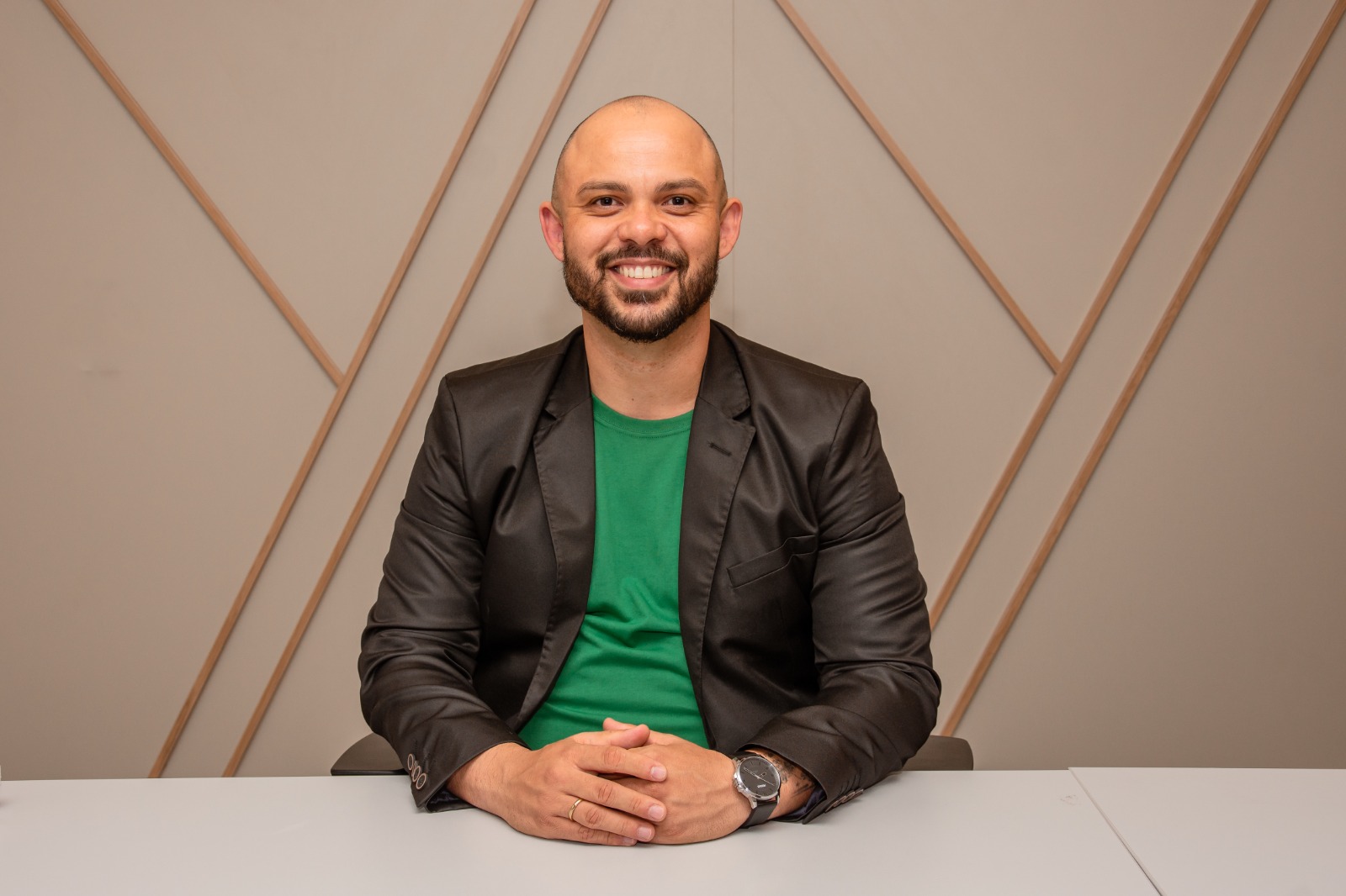 Terapeuta Fábio Jr. terapeuta TRG